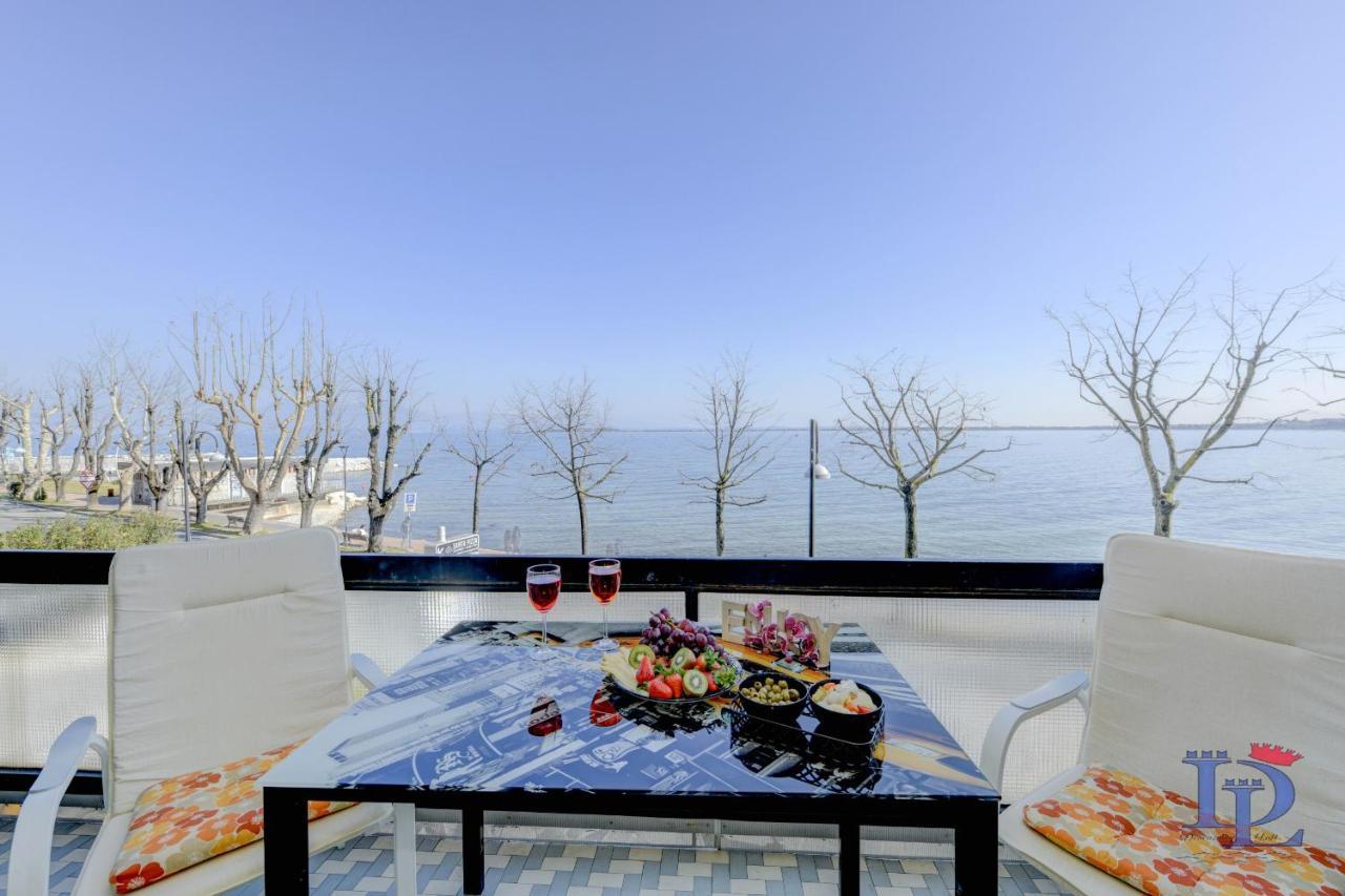 Desenzanoloft Official Partner Marriott Homes & Villas - Charming On The Lake Front Lake Desenzano del Garda Eksteriør billede