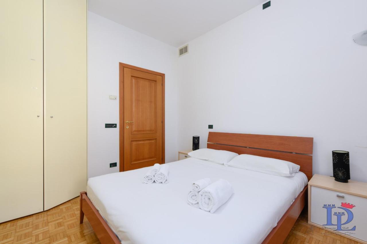 Desenzanoloft Official Partner Marriott Homes & Villas - Charming On The Lake Front Lake Desenzano del Garda Eksteriør billede