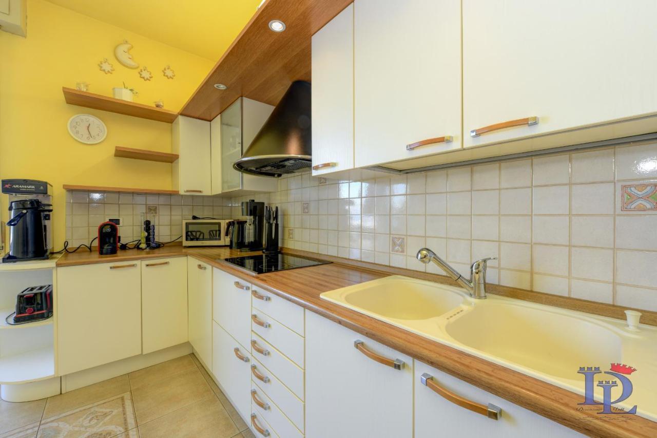 Desenzanoloft Official Partner Marriott Homes & Villas - Charming On The Lake Front Lake Desenzano del Garda Eksteriør billede